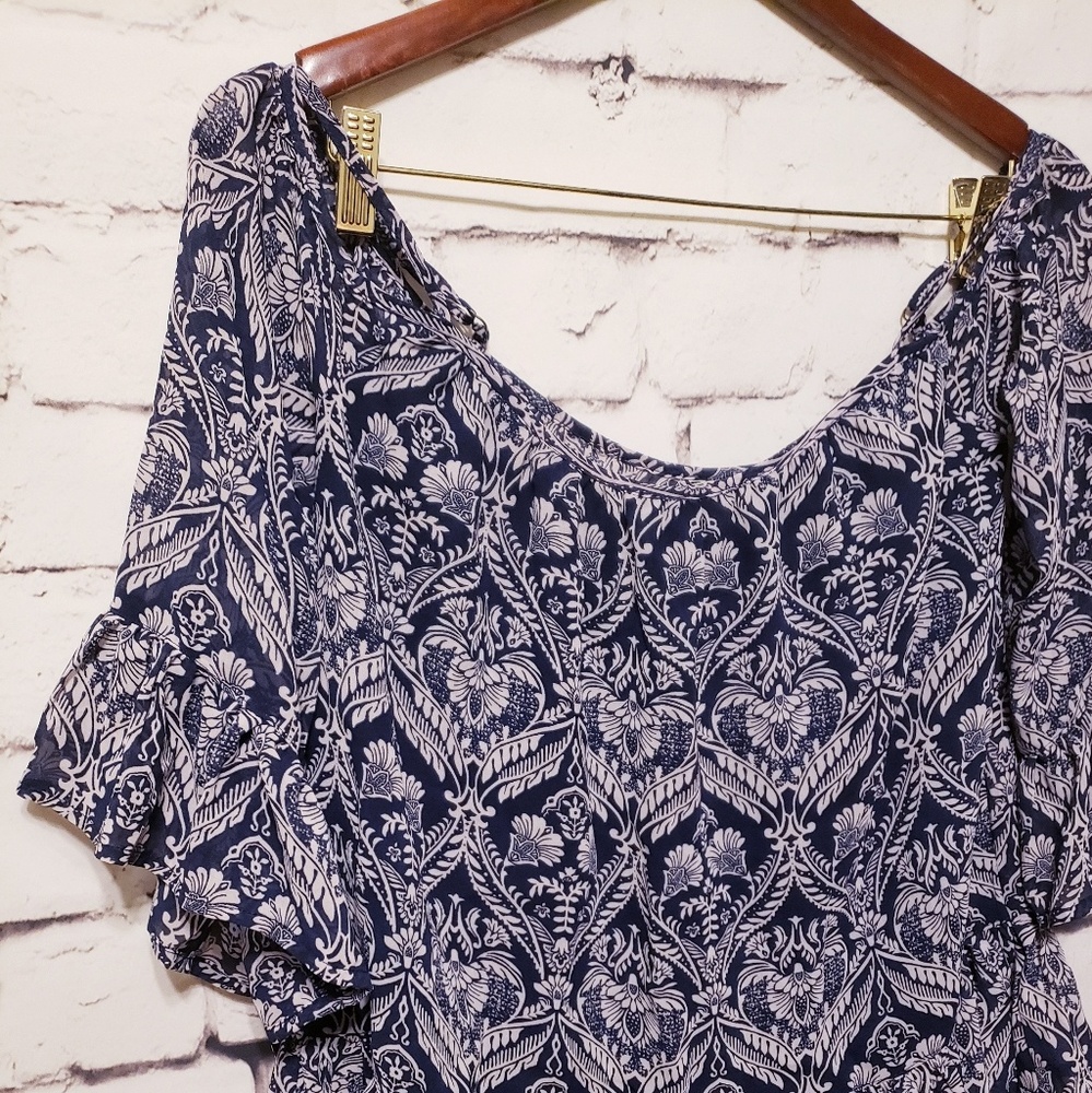 Forever 21 cold shoulder top